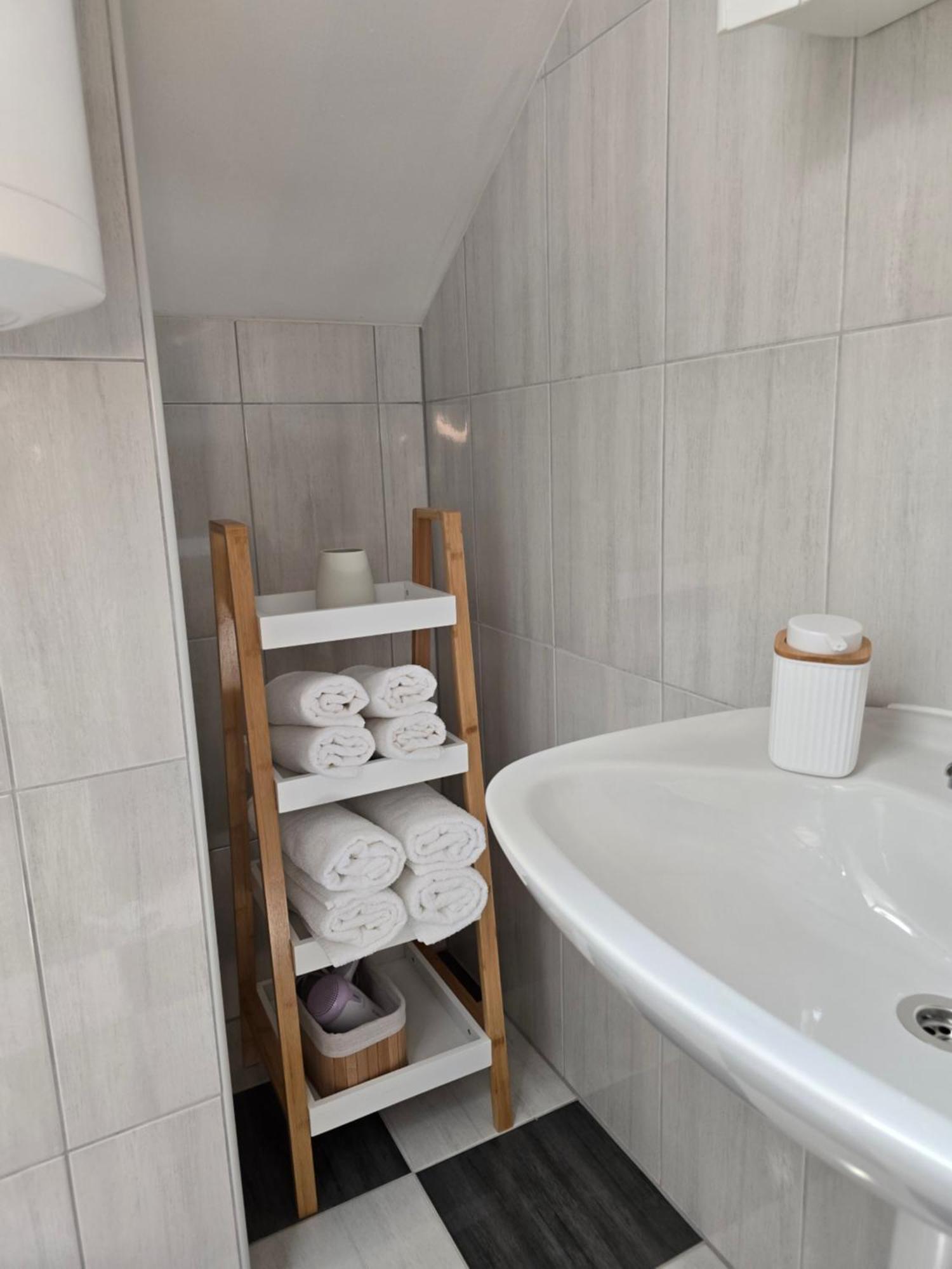 Apartmani Zinda Sukosan Bagian luar foto